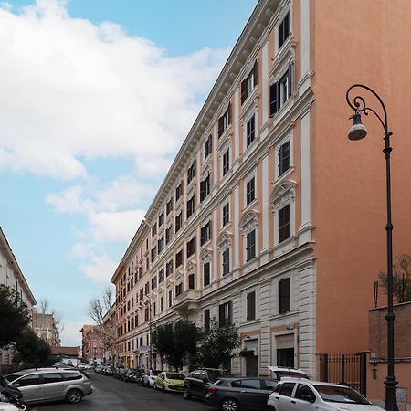 Terme Di Traiano Apartment - 10 Min Dal Colosseo ローマ エクステリア 写真