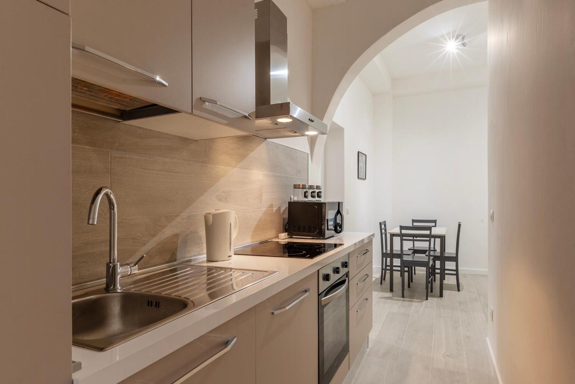 Terme Di Traiano Apartment - 10 Min Dal Colosseo ローマ エクステリア 写真