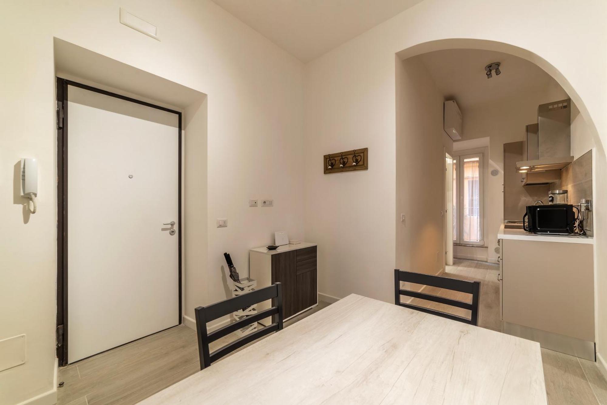Terme Di Traiano Apartment - 10 Min Dal Colosseo ローマ エクステリア 写真